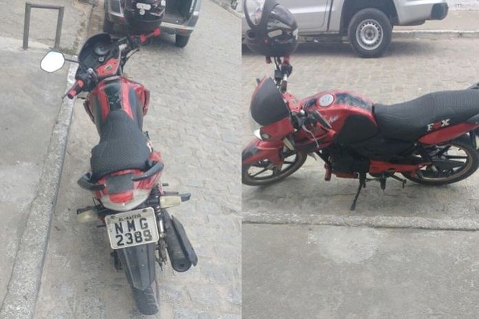 Motocicleta furtada que foi recuperada pelos policiais