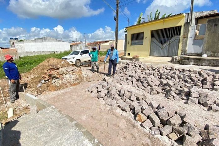 Prefeitura de Penedo melhora qualidade de vida da população com investimentos em infraestrutura