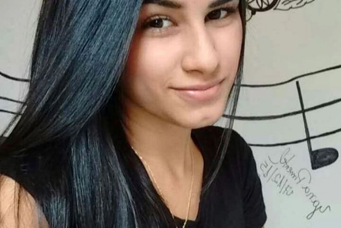 Jovem precisa de doadores de sangue para tratamento de Leucemia