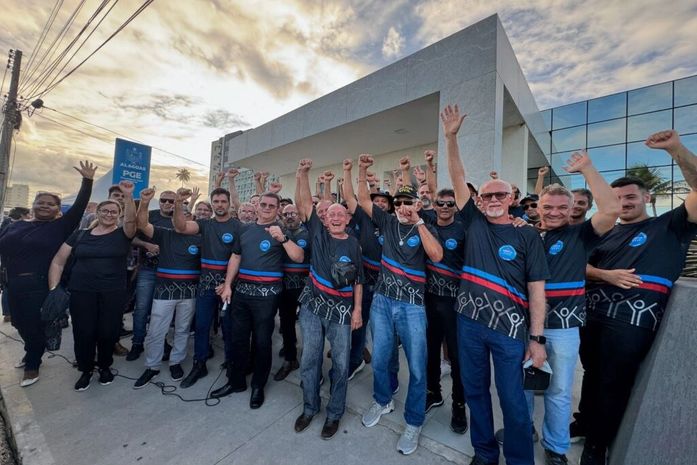 Sindicato dos Policiais Civis ataca novamente