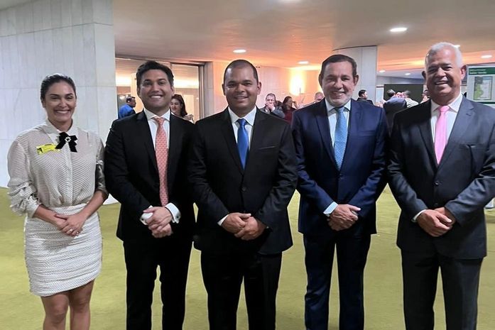 Ex-prefeito Neno da Laje desmonta à já pequena oposição política em São José da Laje