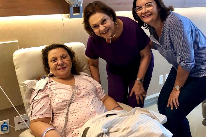 Tereza Nelma deixa UTI e vai para UCG