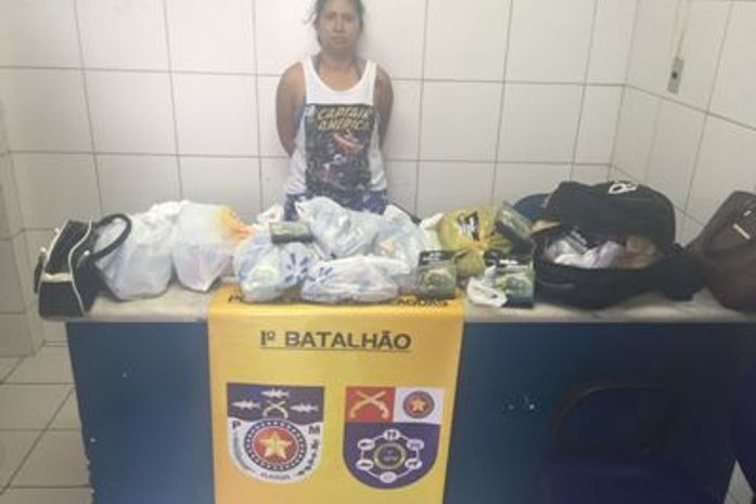 Aliciane da Silva Barroso foi presa neste domingo (22)