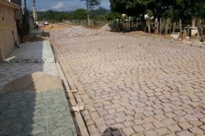 Seinfra intensifica obras em ruas de Palmeira dos Índios