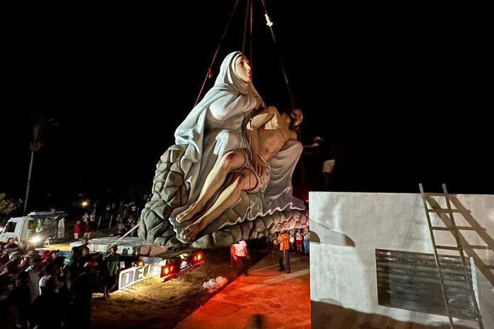 Festa da Padroeira: Fiéis de Anadia recebem monumento de Nossa Senhora da Piedade