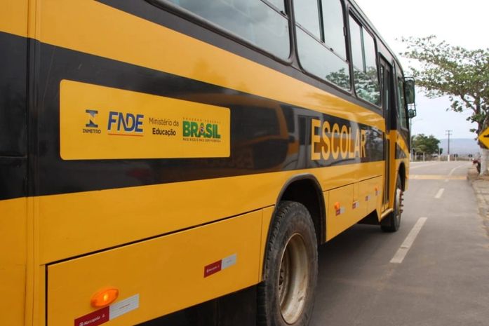 MP ajuíza pedido para que município retire de circulação veículos irregulares que realizam o transporte escolar