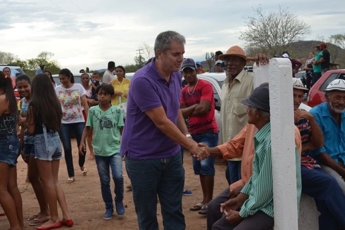 Celso Luiz inaugura Unidade de Saúde e mais ruas pavimentadas em Canapi