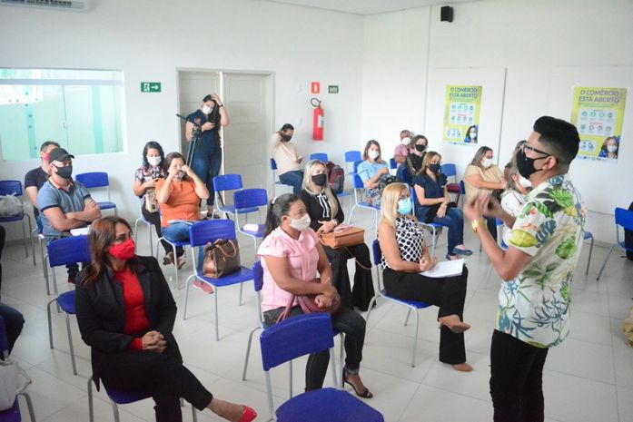 Secretaria Municipal de Educação de Delmiro Gouveia inicia debate sobre o retorno às aulas de forma presencial