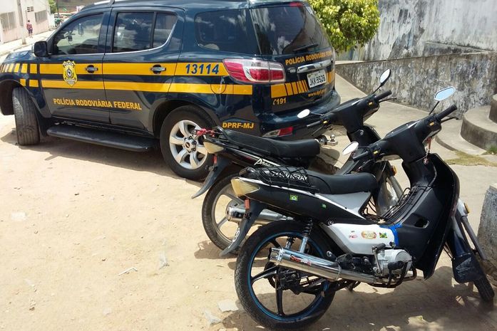 Motocicletas apreendidas em Marimbondo