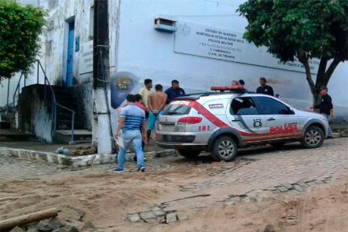 Presos foram levados para delegacia de Traipu
