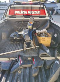 Dois são presos e desmanche de motocicletas é desarticulado na Cidade Universitária, em Maceió