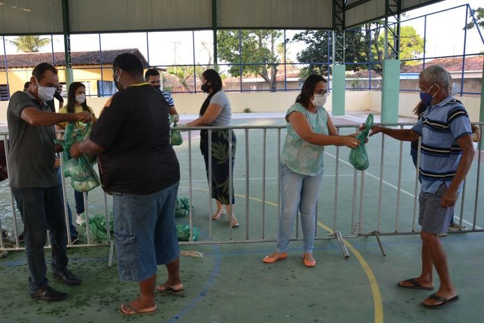 Semana Santa: Prefeitura de Anadia entrega mais de 10 toneladas de peixe