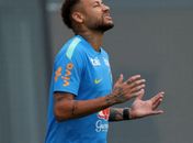 Neymar treina sem restrições com o grupo pelo segundo dia seguido