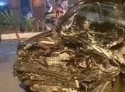 Colisão entre ônibus e carro foi registrada no bairro da Santa Amélia, em Maceió