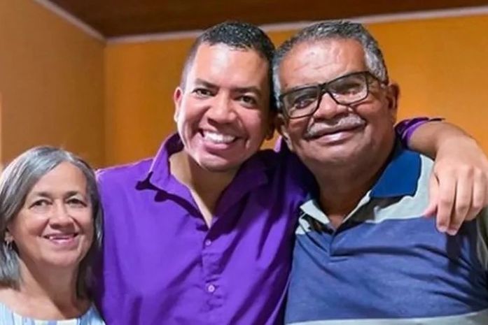 Alagoano posta foto com a família após desistência do BBB 23: 'Coração aliviado'