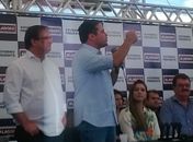 Governador enfrenta protestos em Arapiraca na instalação do Governo Presente