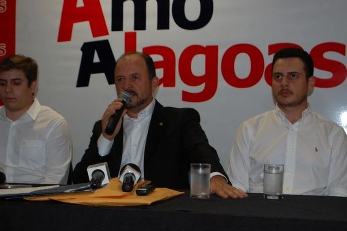 Antônio Albuquerque e Nivaldo Albuquerque podem ganhar espaços no governo Renan Filho