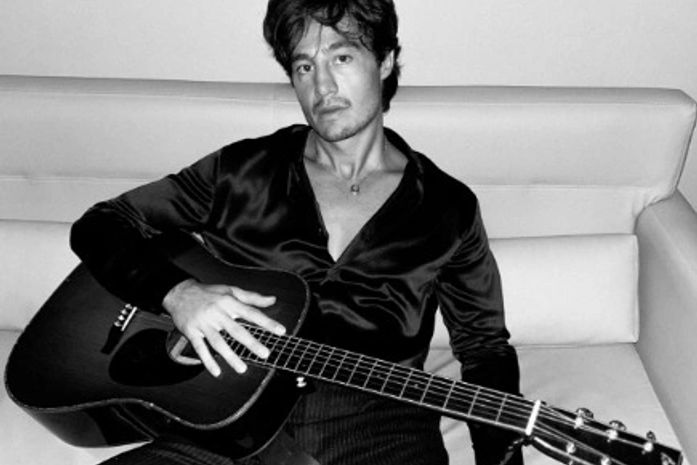 Tiago Iorc canta o amor em Maceió