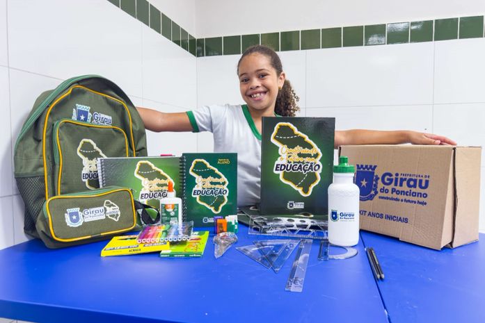 Prefeitura de Girau do Ponciano entrega Kit Escolar e Uniforme para toda a Rede Municipal de Ensino