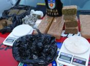 Homens são presos com drogas na parte da alta da capital