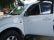 Caminhonete de Rodrigo Alapenha ficou crivada de balas