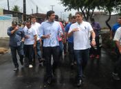 Prefeito vistoria obras de Infraestrutura no Henrique Equelman