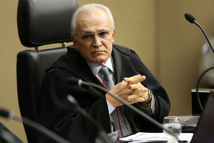 Juiz convocado Maurílio Ferraz, relator do processo.