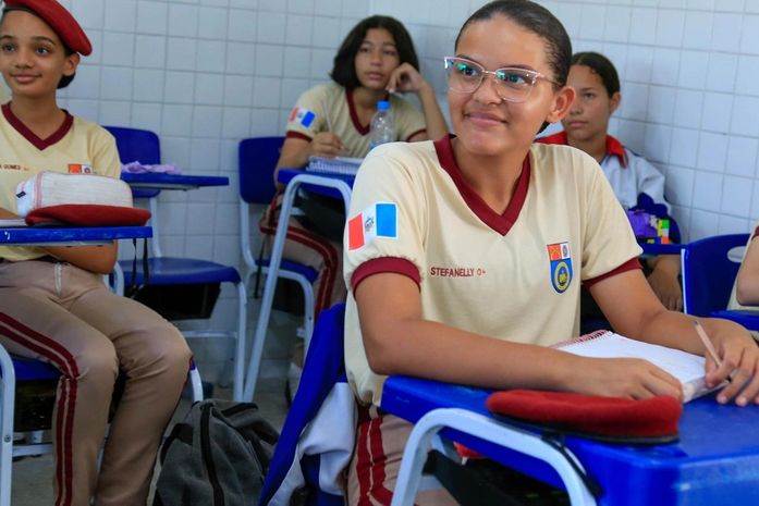 Confira relação de alunos aprovados no colégio Tiradentes em Maceió e Arapiraca