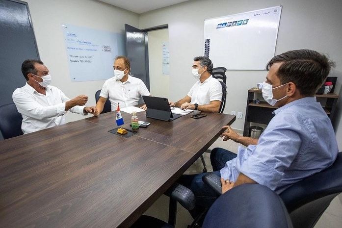 Prefeito Celino Rocha se reúne com Secretário de Estado da Educação para alinhar novos investimentos para Anadia