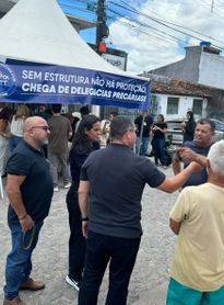 Policiais civis protestam contra precariedade em Delegacias da Mulher 24h em Maceió