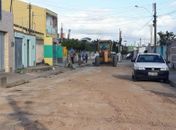 Prefeitura intensifica ações de manutenção de vias em vários bairros de Arapiraca