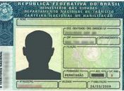 Justiça condena homem que deu R$ 50 a policial em vez de CNH