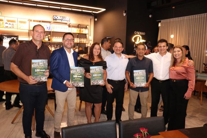 Ricardo Nezinho faz história e lança 2ª edição de livro com a história de Arapiraca contada pelas atas da Câmara de Vereadores