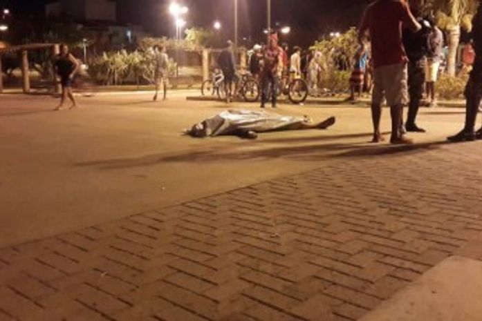 Jovem tenta evitar assalto e é executado no Centro de Arapiraca