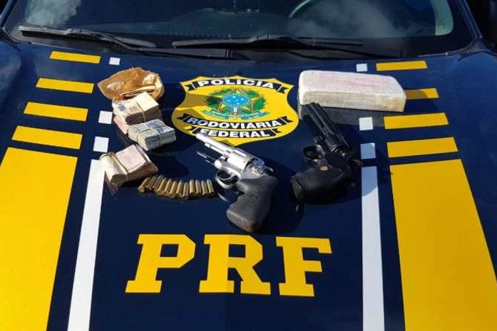 PRF prende três homens e apreende drogas e armas durante fiscalizações nas BRs em Alagoas