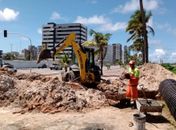 Prefeitura executa obras de manutenção no bairro do Centro