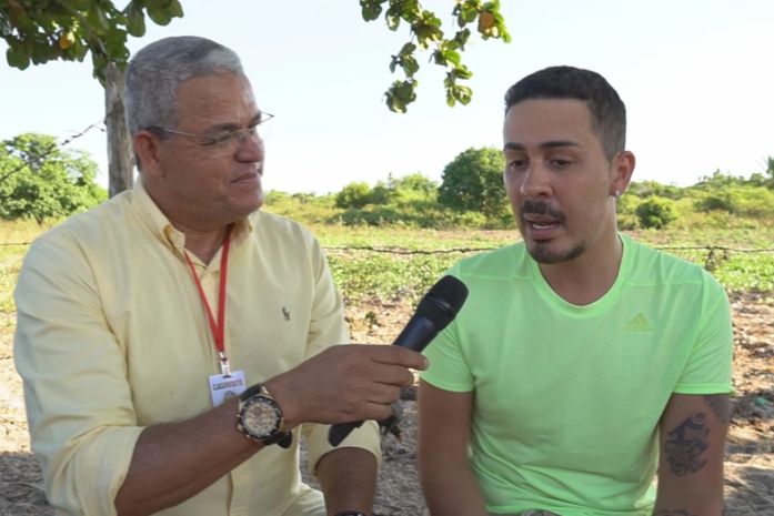 Programa Cada Minuto entrevista o digital influencer Carlinhos Maia