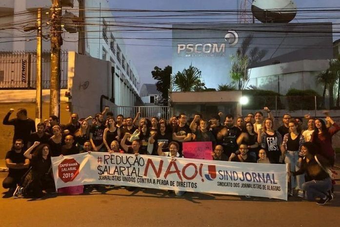 Os telejornais das emissoras de TV alagoanas estão parecidos com Denorex: aquele do "parece,mas, não é!"