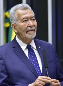 Paulão diz que pano de fundo da Câmara contra o governo são emendas e não ajuste fiscal
