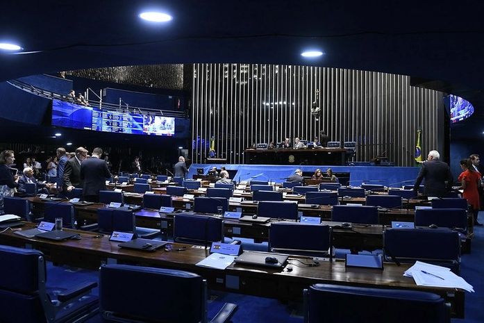 Senadores consideram possível compartilhamento de vídeo por Bolsonaro um ataque à democracia Fonte: Agência Senado