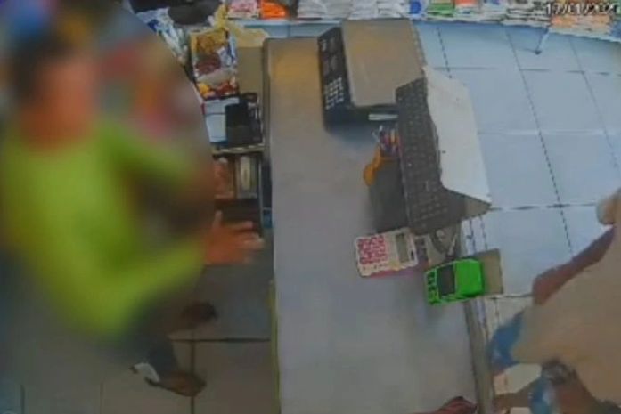 PC divulga imagens de assalto em comércio de Santa Luzia do Norte e pede ajuda da população