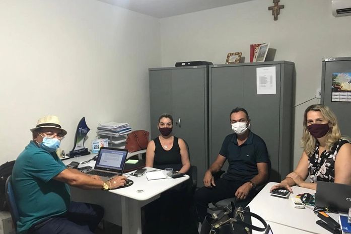 Educação de Anadia inicia estudo financeiro para reajuste salarial do magistério