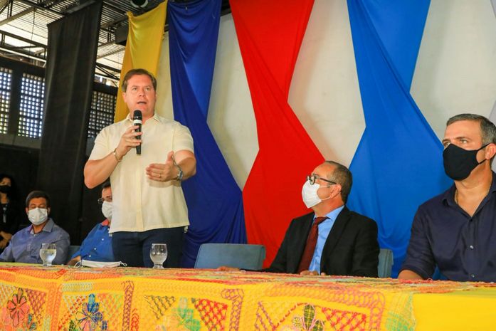 Marx Beltrão destaca parceria que vai ampliar alcance do Programa do Leite em Maceió