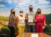 Prefeito Tiago Freitas assina Termo de Adesão ao Selo Unicef 