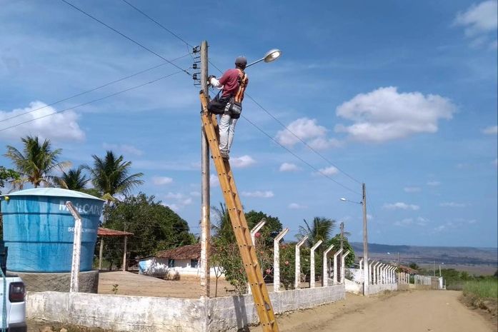 Prefeitura de Anadia mantém operação permanente de manutenção da iluminação pública
