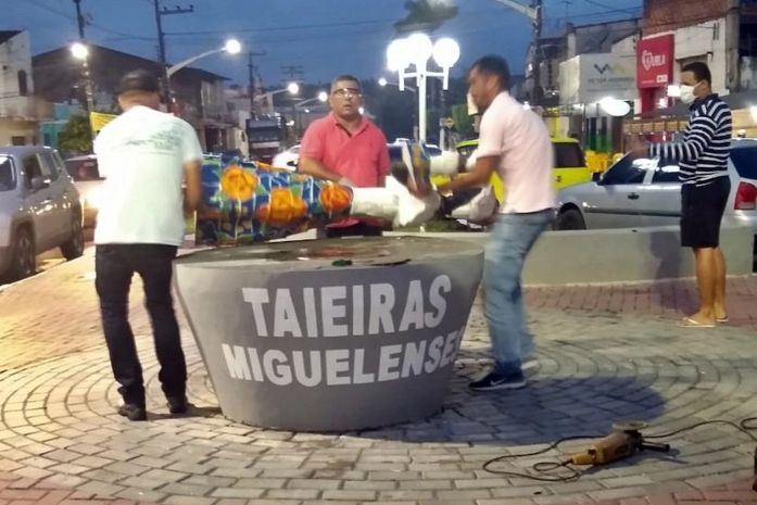 Remoção de escultura que homenageava folclorista miguelense provoca revolta