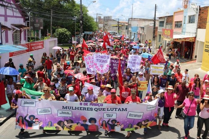Ato saiu da Praça Deodoro e seguiu até a orla lagunar