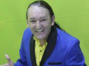 Humorista Marquito, do Ratinho, é internado em coma após acidente