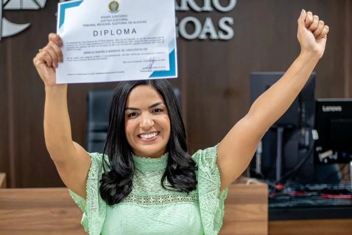 DIPLOMAÇÃO: Agora, oficialmente me torno prefeita eleita do meu amado município, diz Márcia Cavalcante