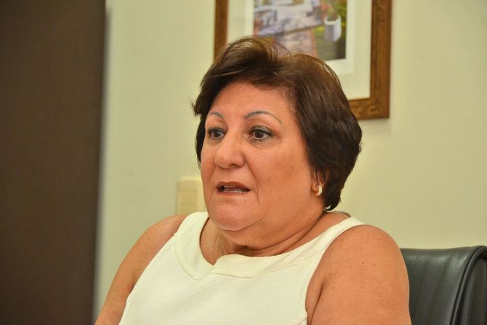 Beth Colombo n